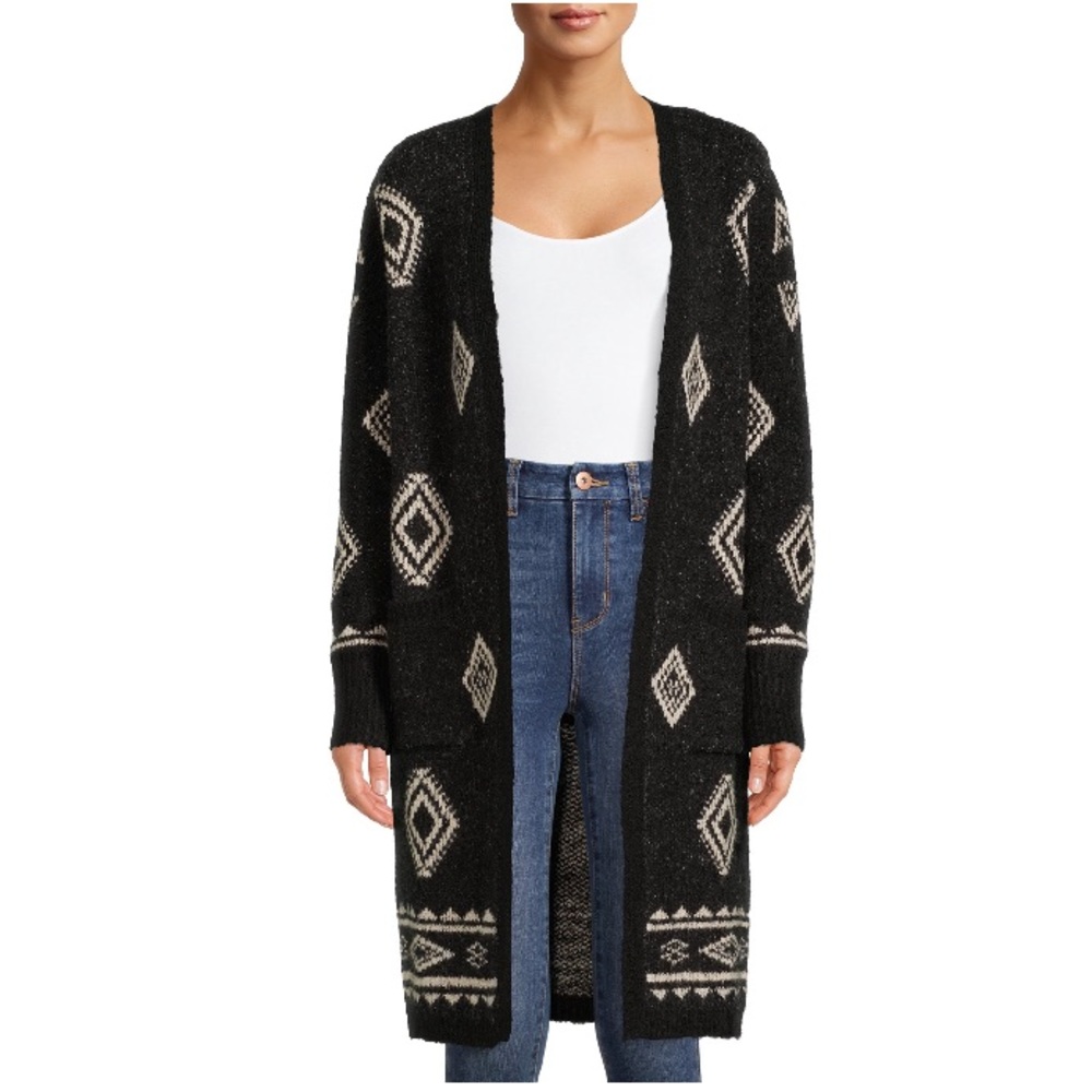 No Boundaries Juniors Diamond Pattern Cardigan